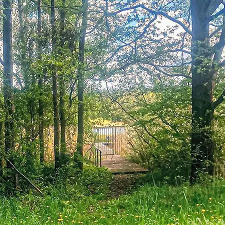 1 Bedroom Lovely In Suedmueritz Semesterbostad *