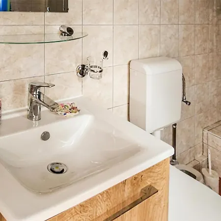 1 Bedroom Lovely In Suedmueritz * Vipperow