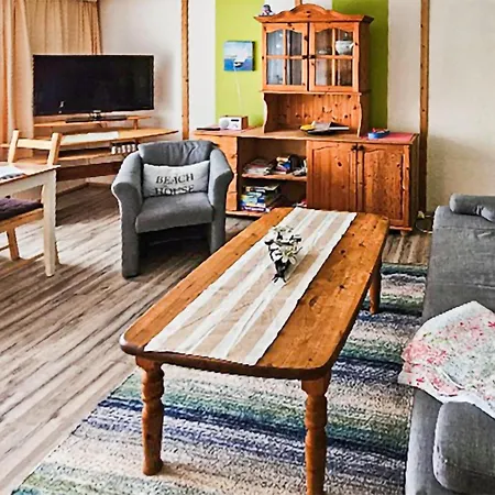 1 Bedroom Lovely In Suedmueritz Holiday home Vipperow